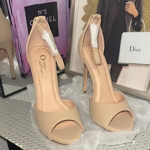 Nude High Heel Sandals NWOB